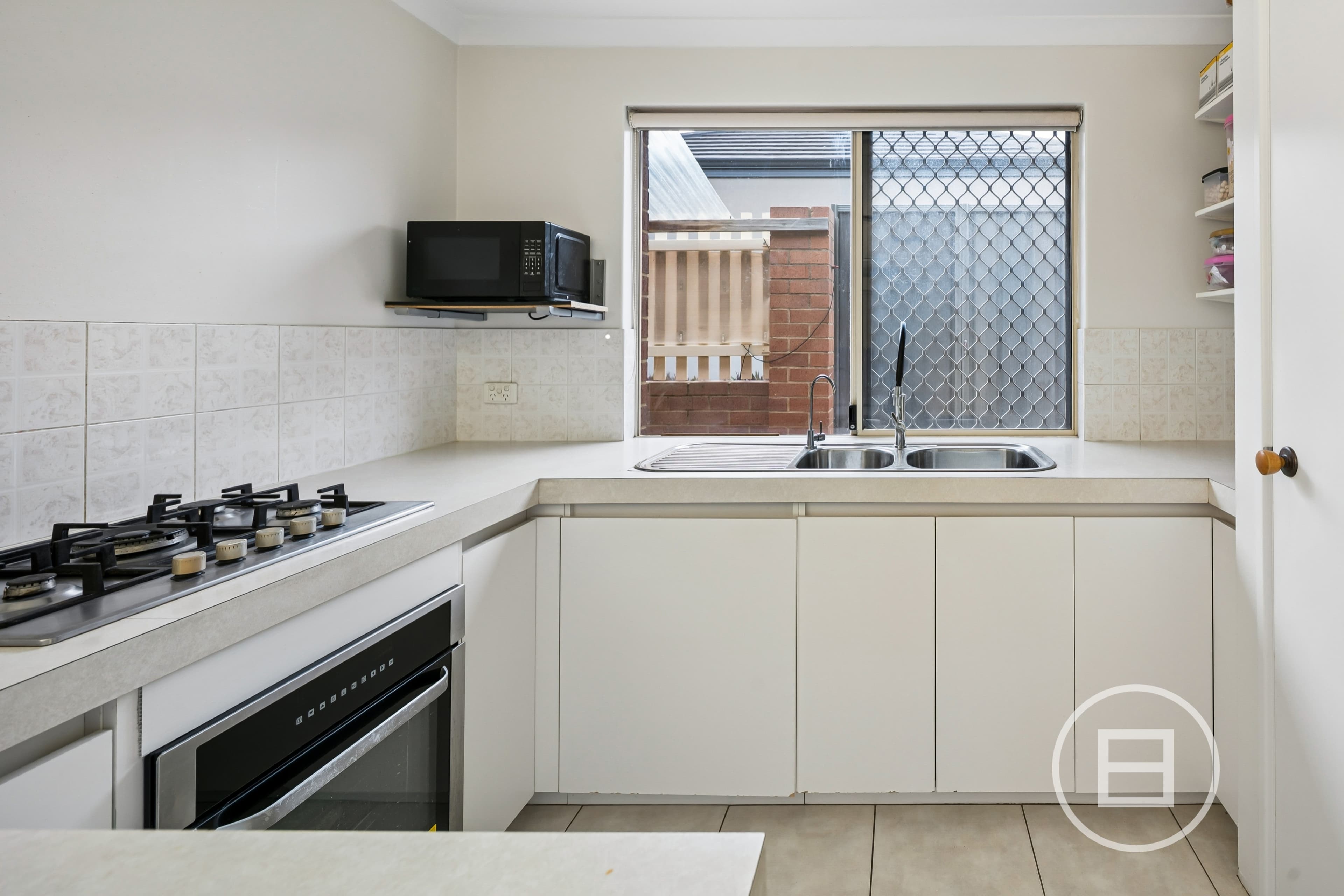 1/10 Seaforth Road, BALCATTA, WA, Balcatta - Thumbnail 4
