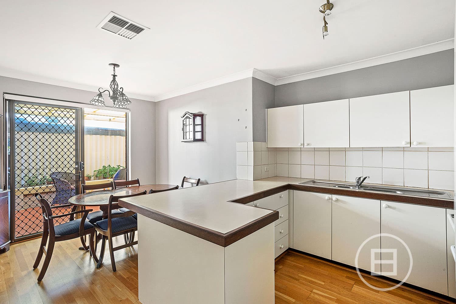 6/82 Edgecumbe Street, COMO, WA, Como - Thumbnail 7
