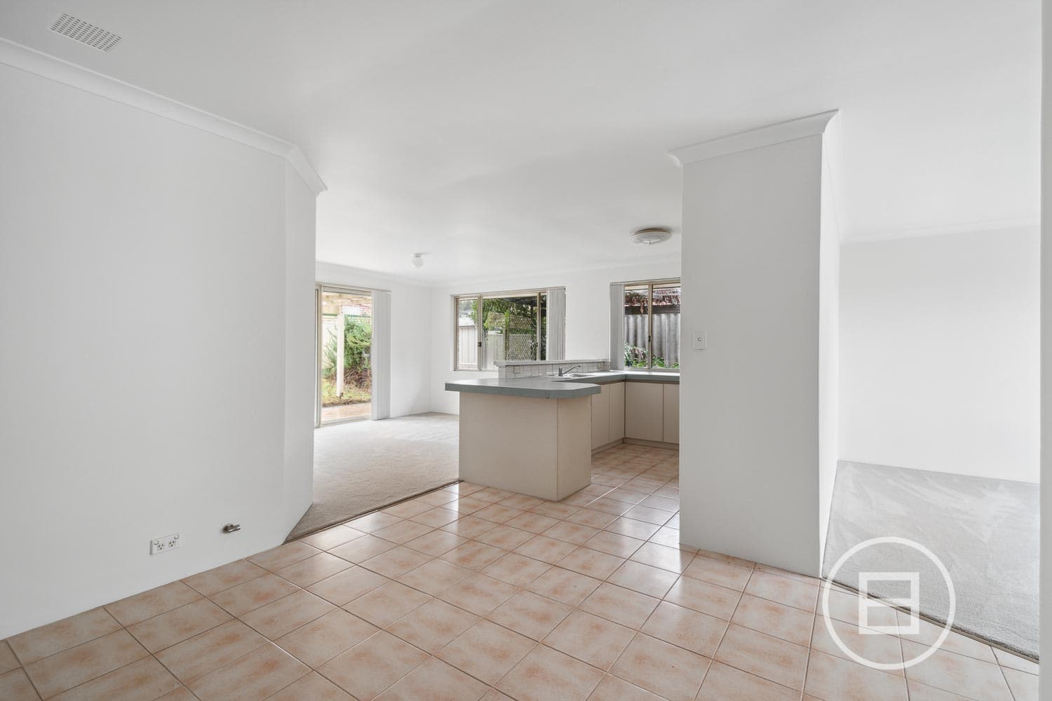 17 Allen Court, QUEENS PARK, WA, Queens Park - Thumbnail 6