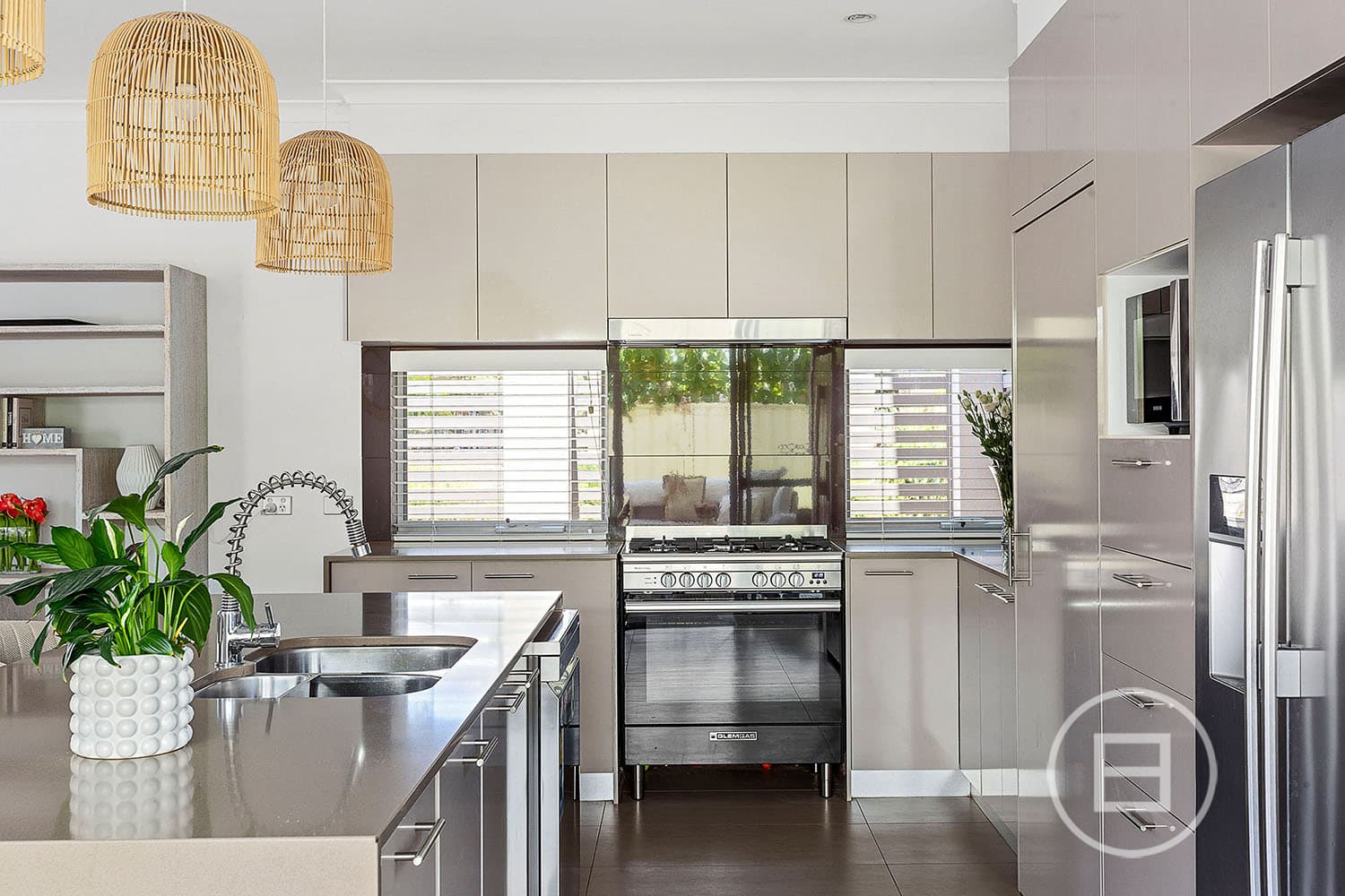 12 Parkfarm Drive, SOUTH GUILDFORD, WA, South Guildford - Thumbnail 4