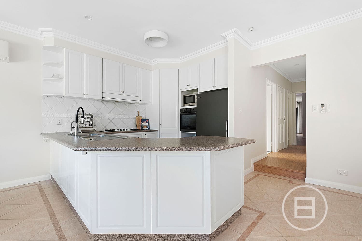 10A Highlands Road, NORTH PERTH, WA, North Perth - Thumbnail 7