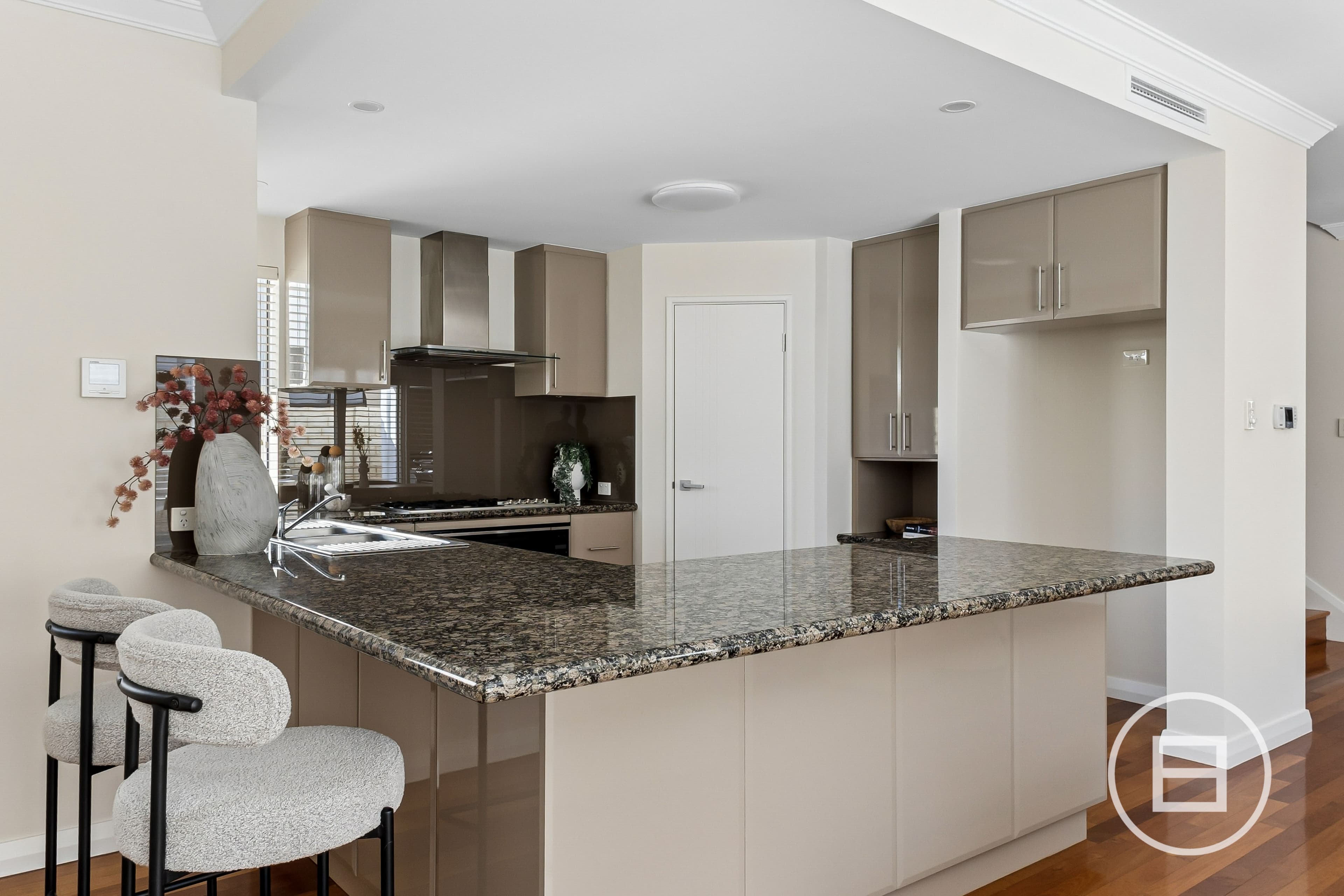 20 Highlands Road, NORTH PERTH, WA, North Perth - Thumbnail 4