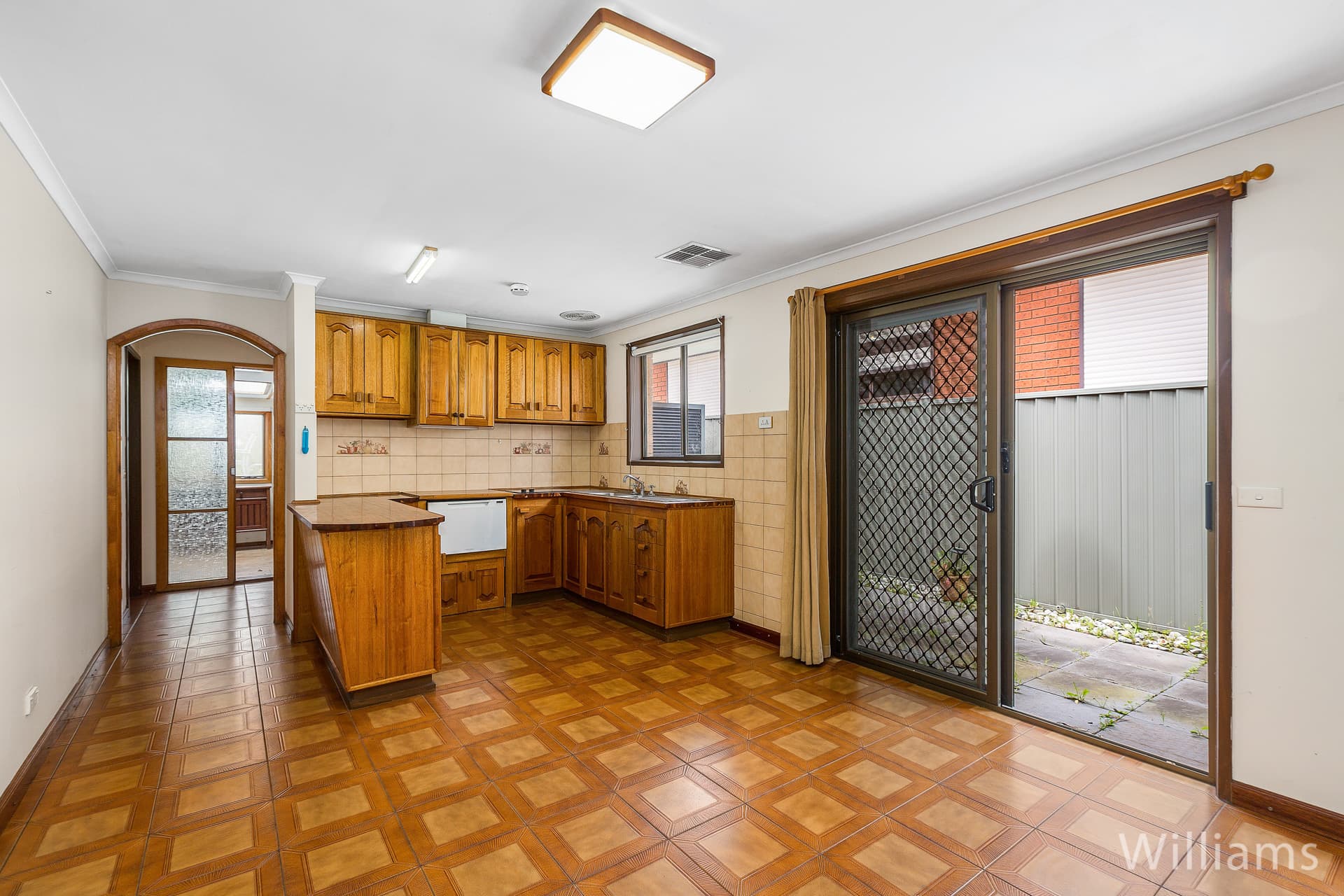 36 Graham Street, Newport - Thumbnail 3