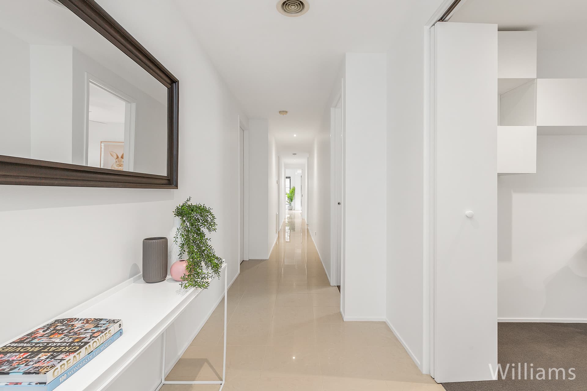 42 Kernot Street, South Kingsville - Thumbnail 3
