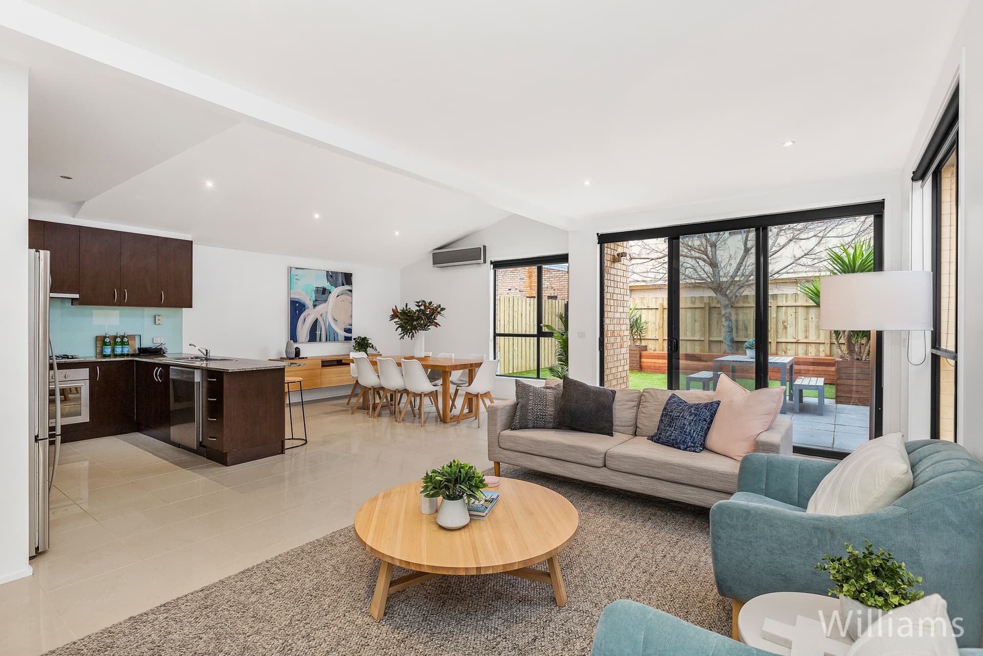 42 Kernot Street, South Kingsville - Thumbnail 7