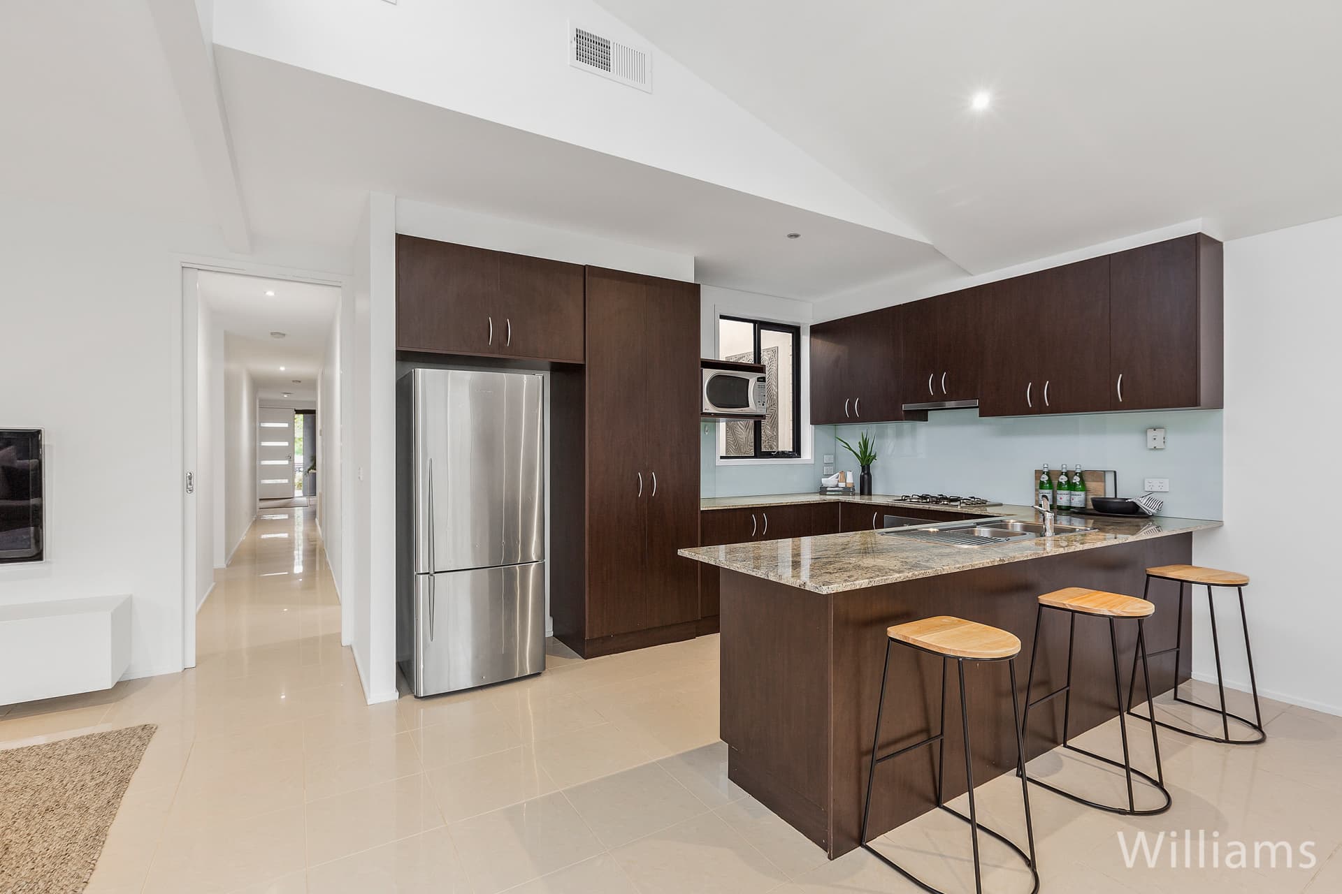 42 Kernot Street, South Kingsville - Thumbnail 8