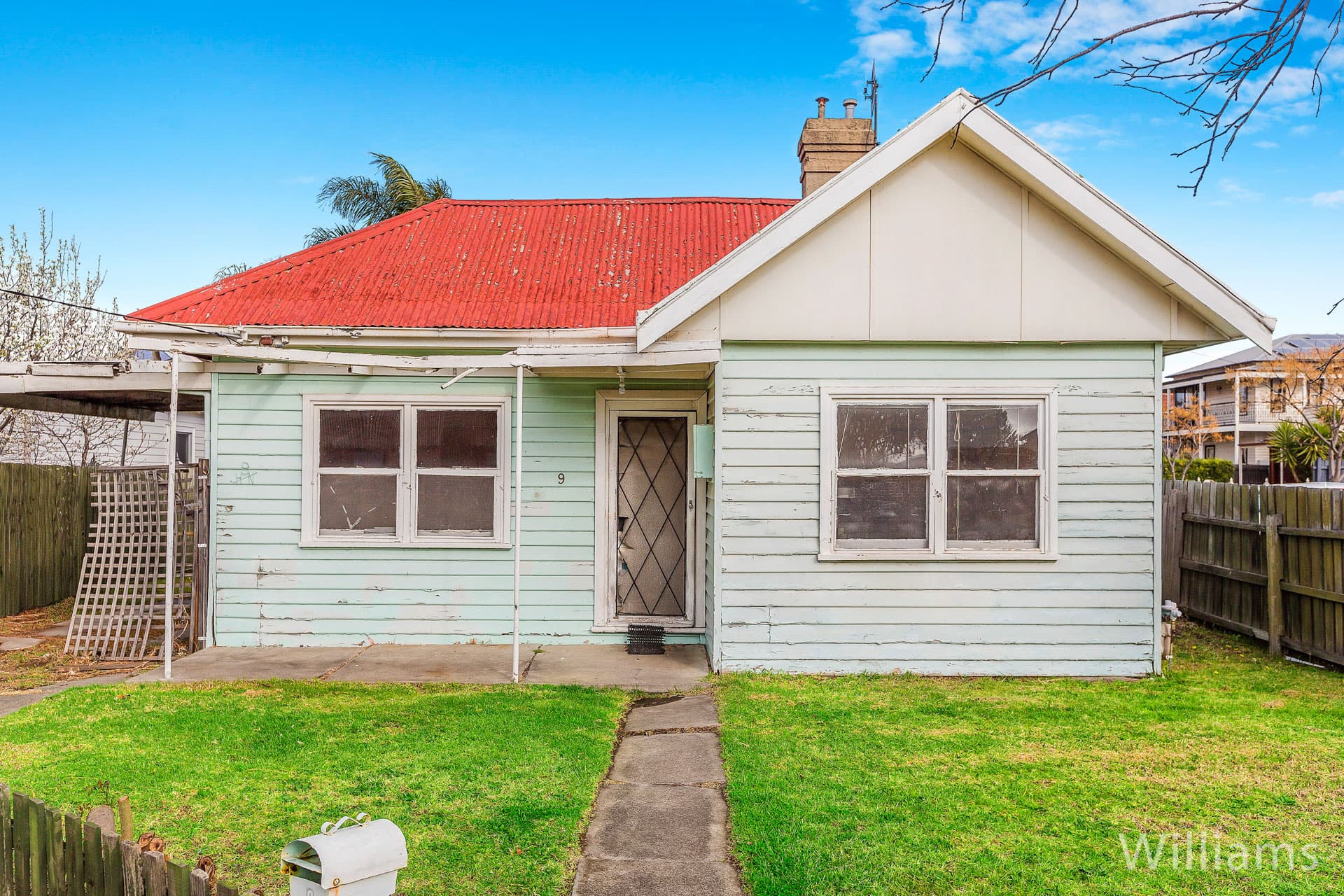 9 Paine Street, Newport - Image 1