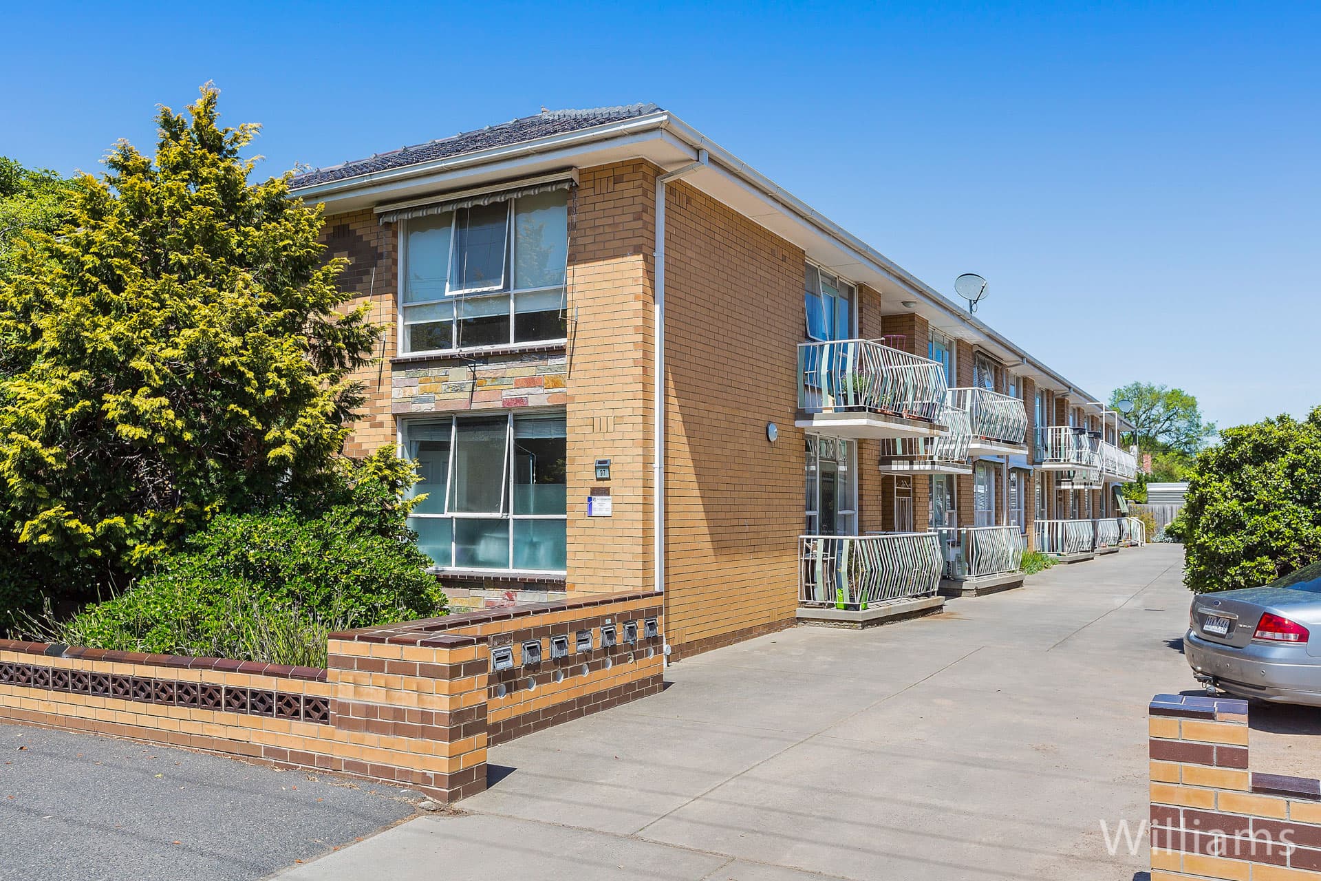 6/97 Melbourne Road, Williamstown - Image 1