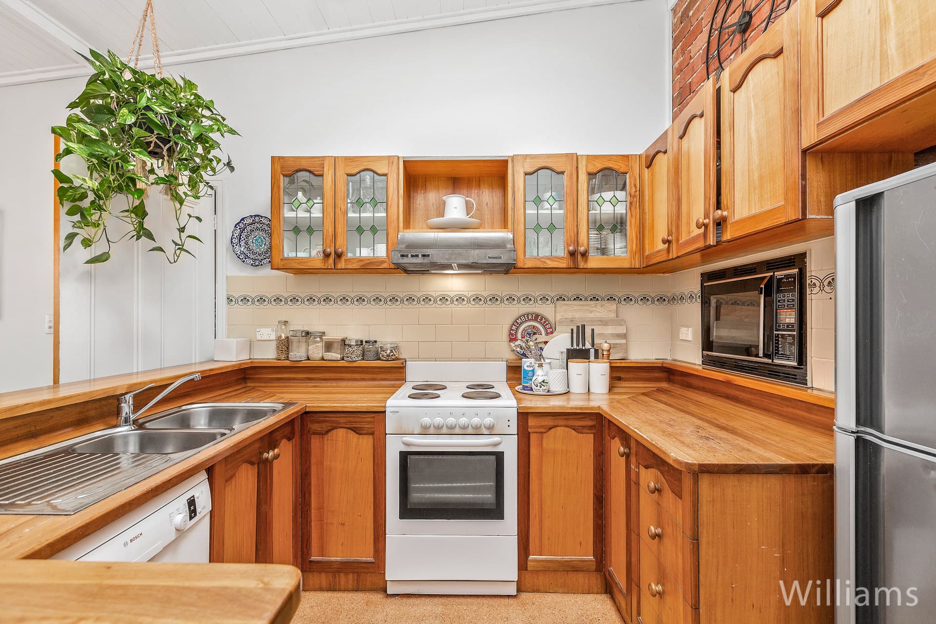 57 Peel Street, Newport - Thumbnail 4