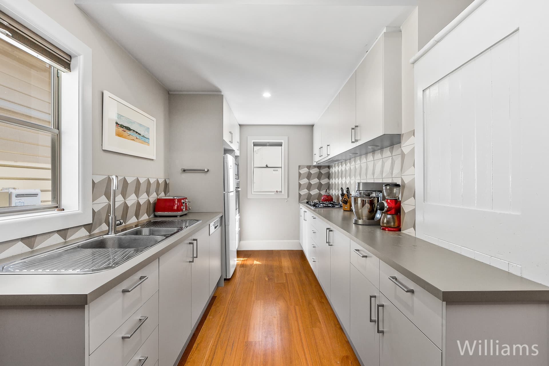 11 Mirls Street, Newport - Thumbnail 8