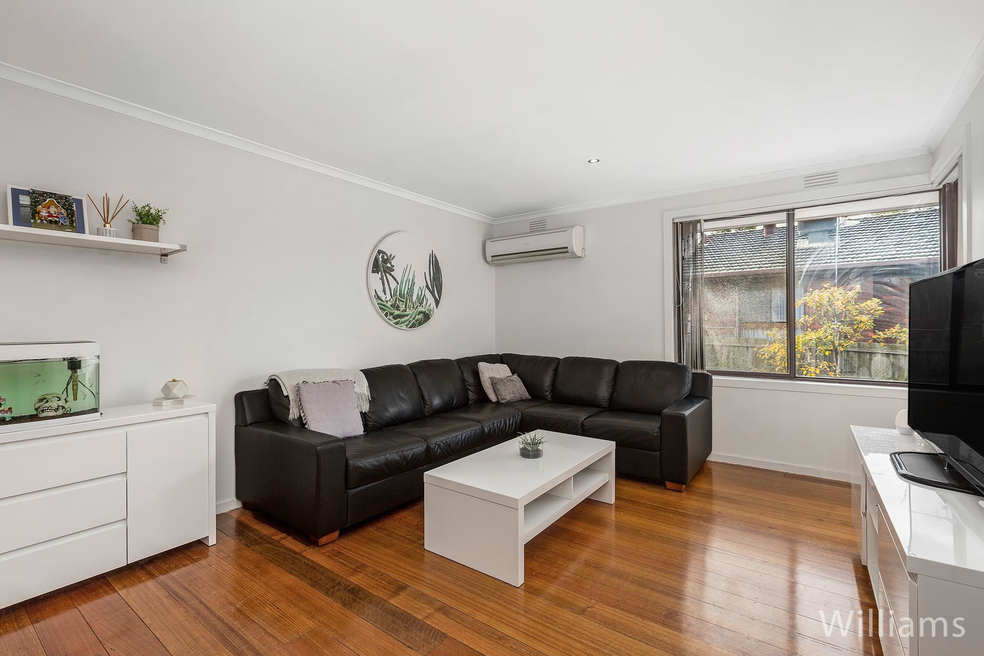 2/9 Cullen Court, Spotswood - Image 1