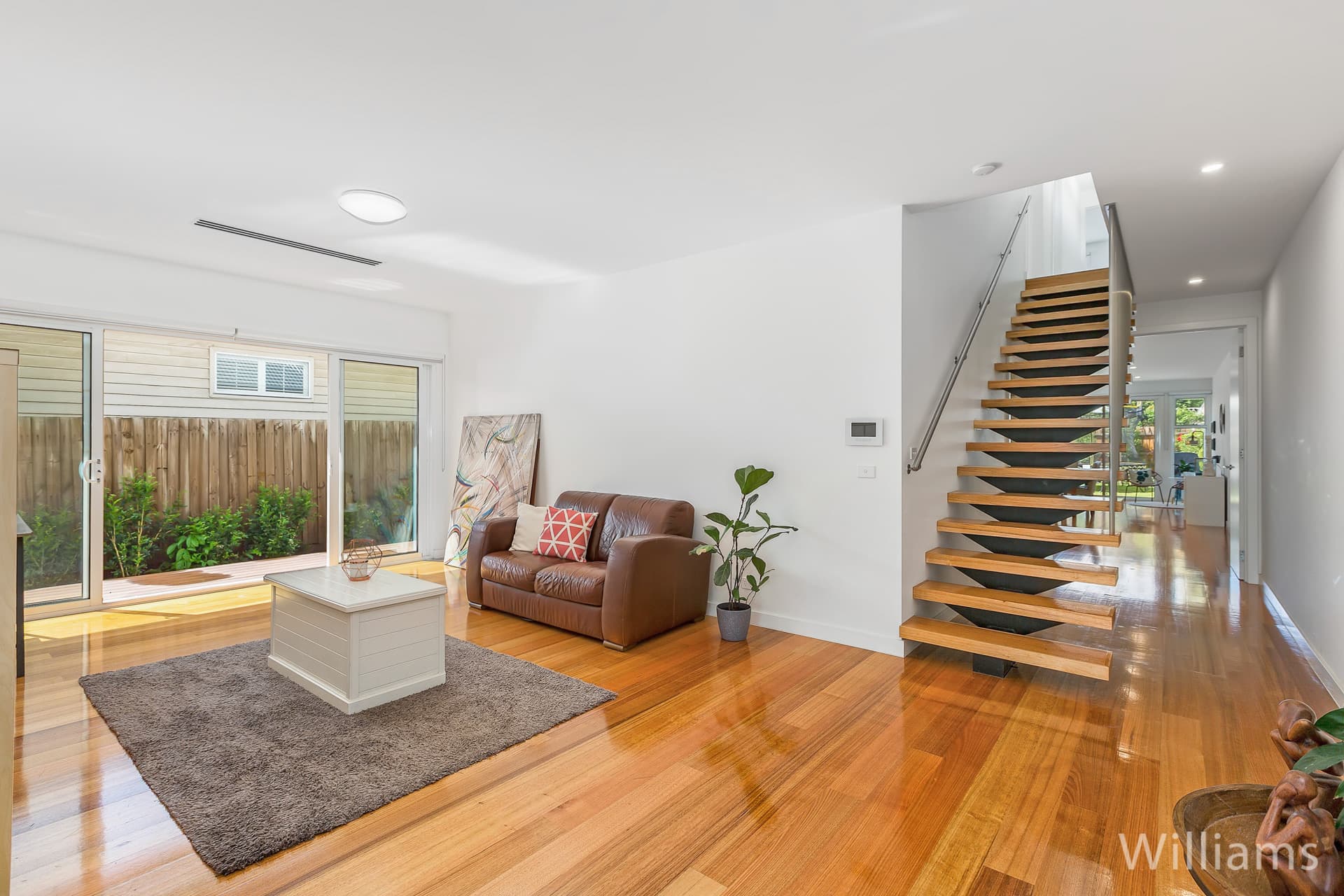 53 River Street, Newport - Thumbnail 2