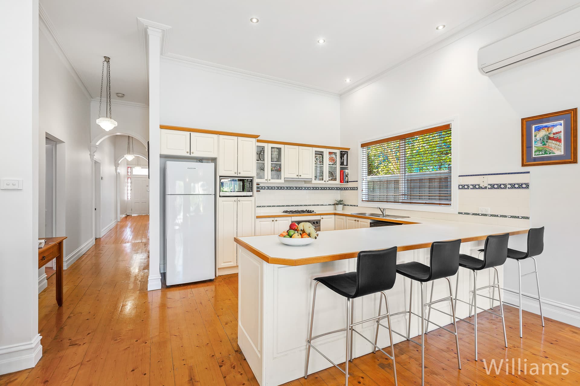 243 Douglas Parade, Newport - Thumbnail 8