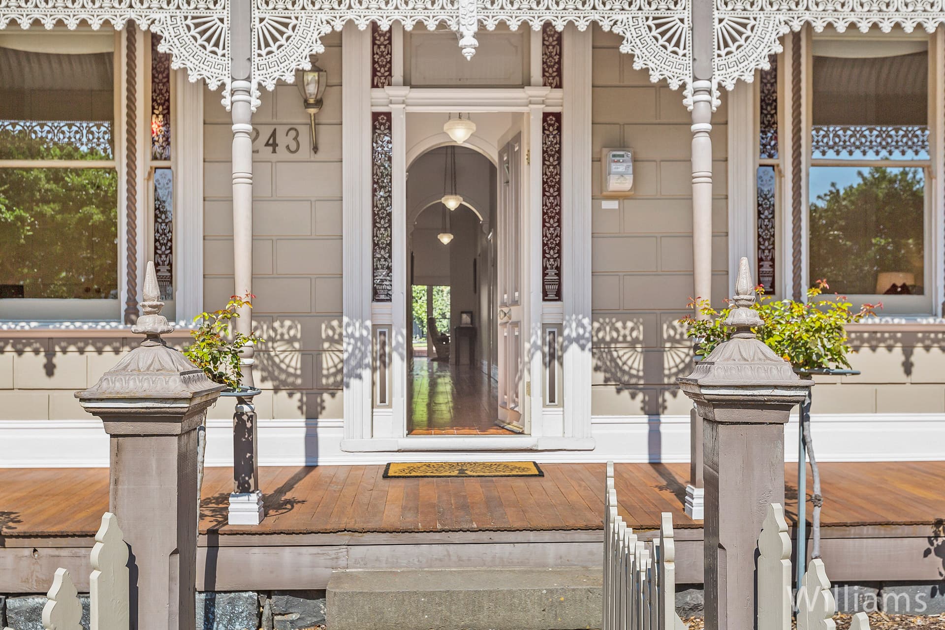 243 Douglas Parade, Newport - Thumbnail 2