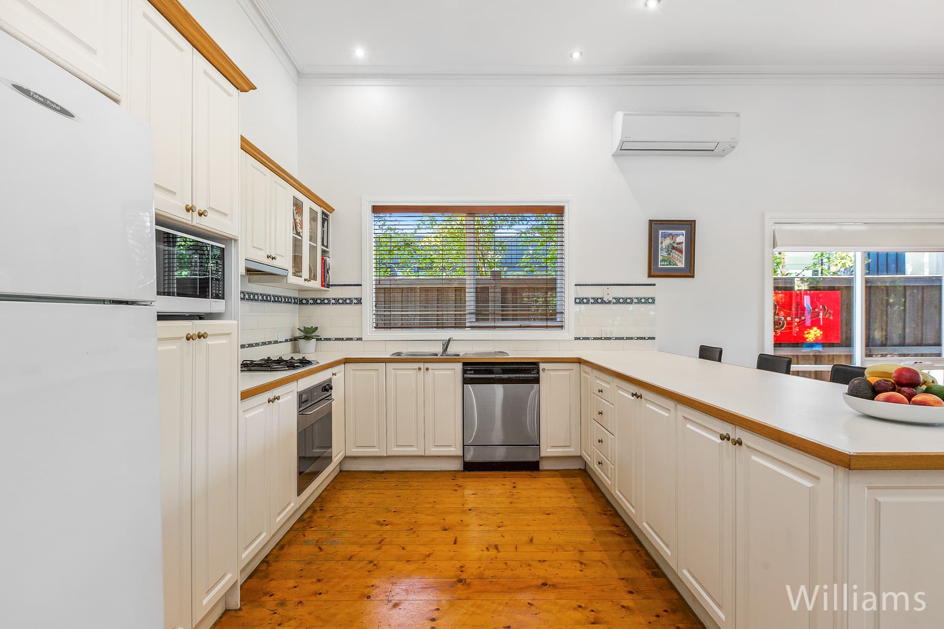 243 Douglas Parade, Newport - Thumbnail 7