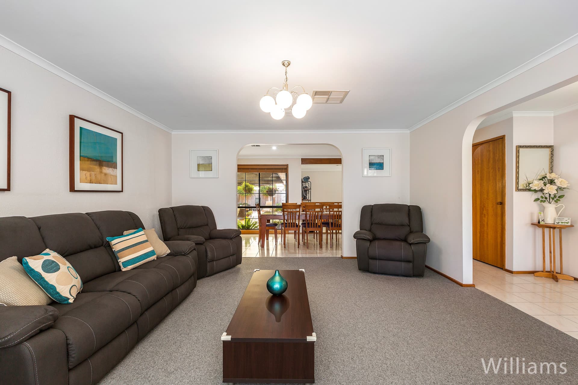 11 Elystan Road, Altona Meadows - Thumbnail 3