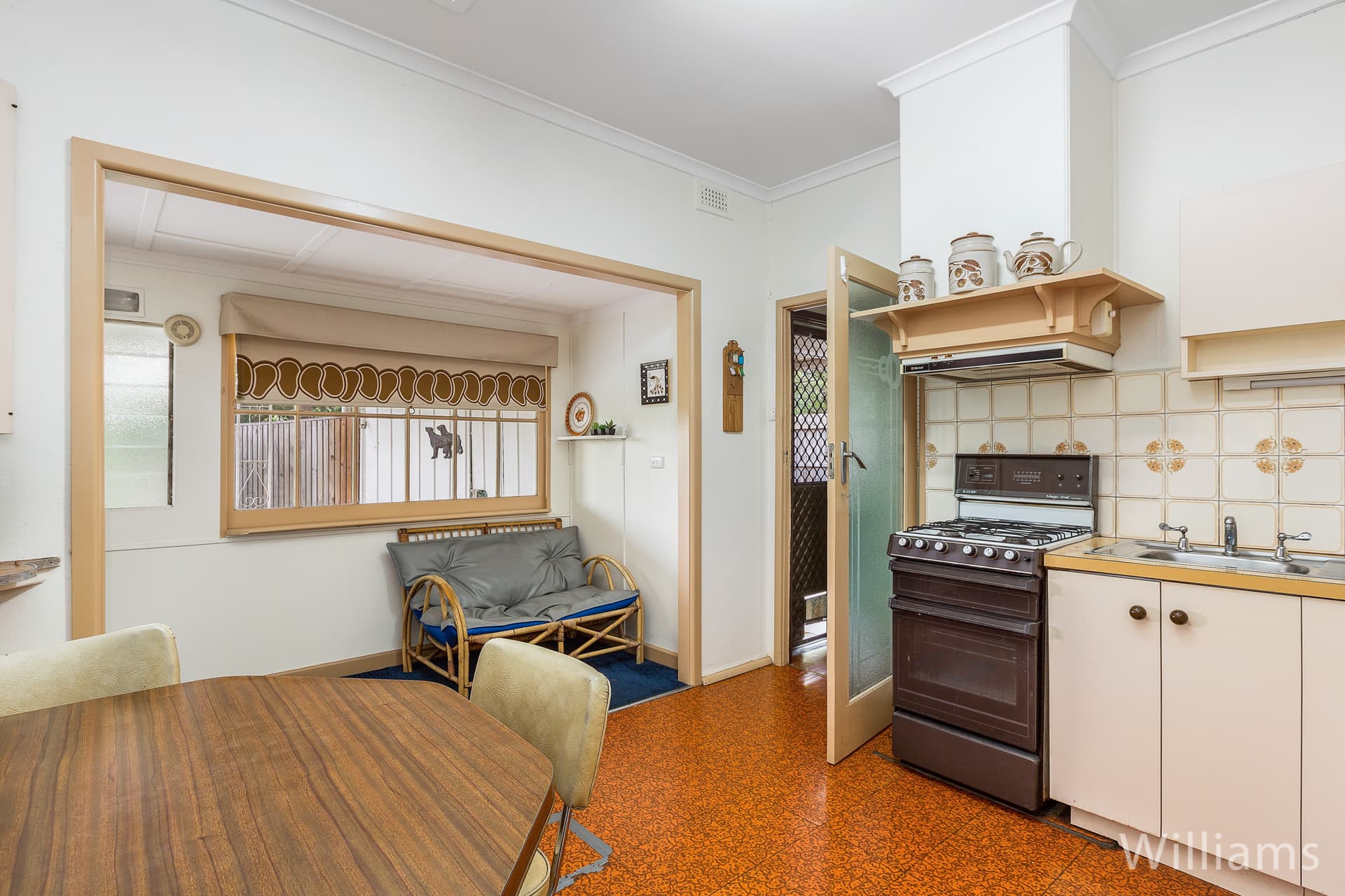 4 Fowler Crescent, Newport - Thumbnail 7