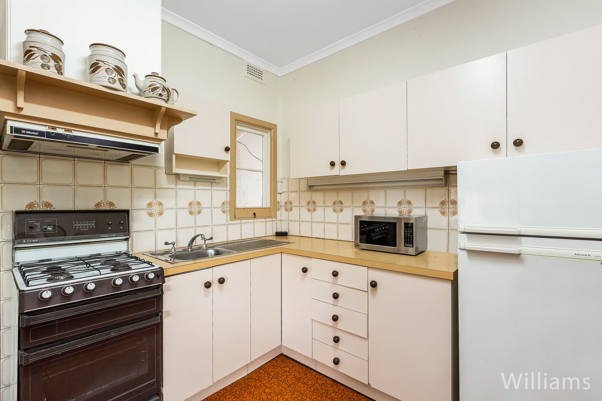 4 Fowler Crescent, Newport - Thumbnail 6