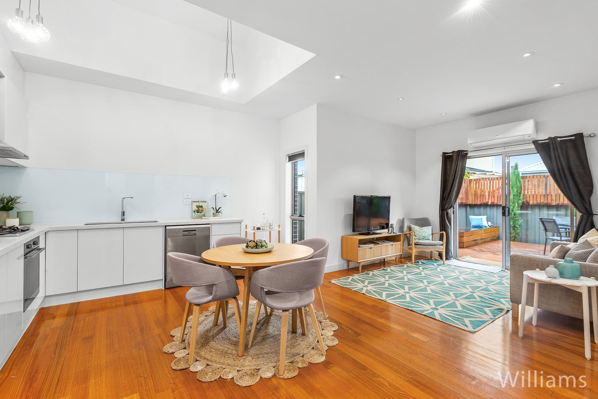 4/6 Cleghorn Avenue, Altona North - Thumbnail 2