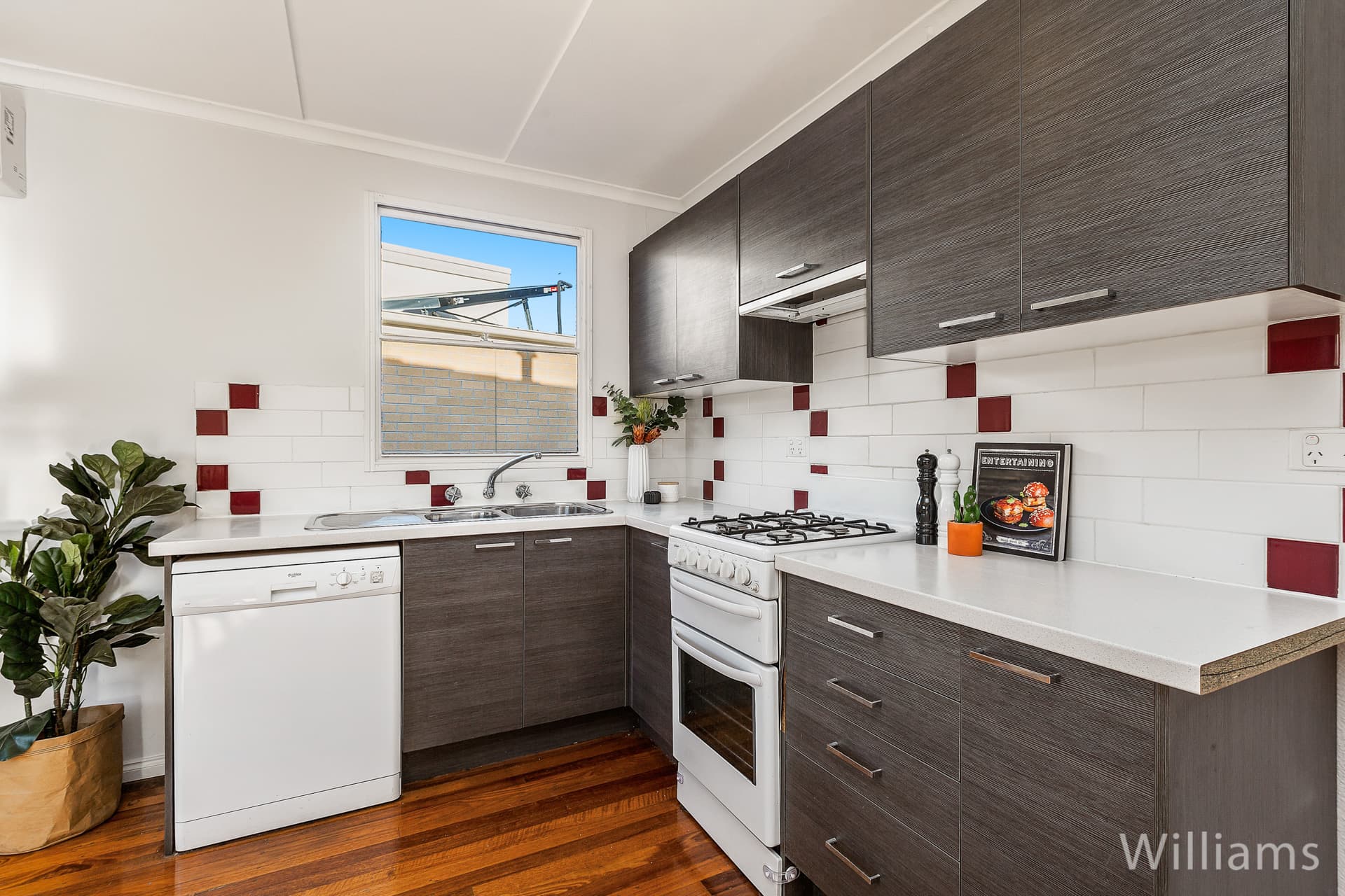 1/5 Isaacs Street, Laverton - Thumbnail 8