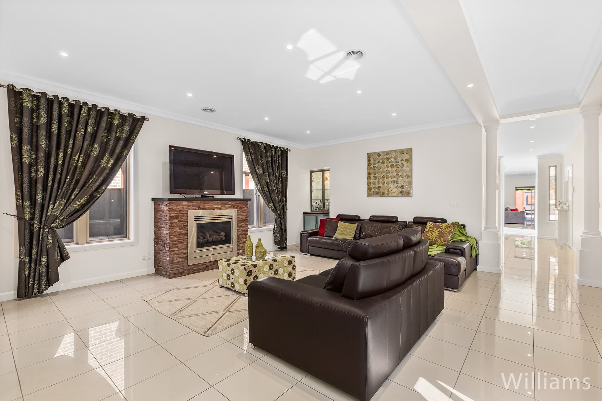6 Lindsay Court, Williamstown - Thumbnail 2