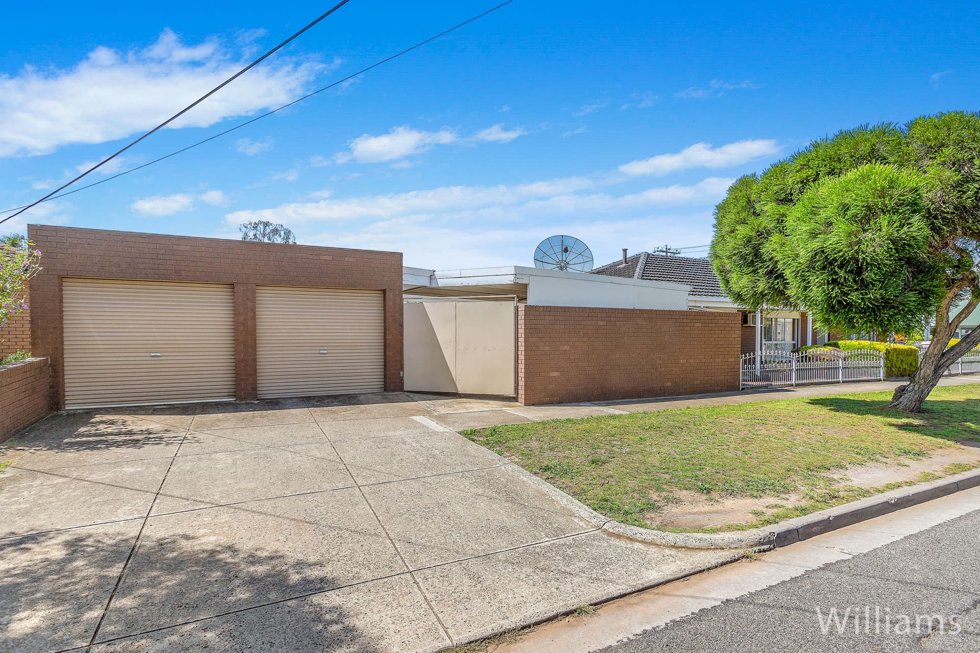 351 Queen Street, Altona Meadows - Thumbnail 4
