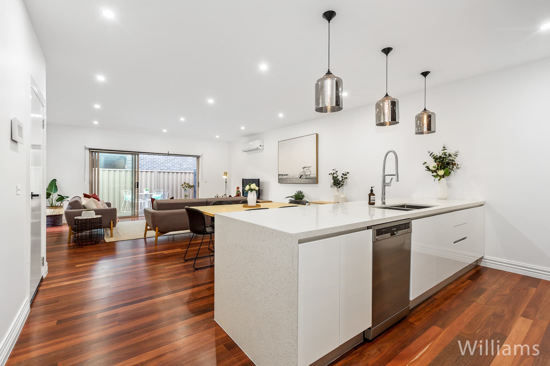 42 Brunel Street, South Kingsville - Thumbnail 3