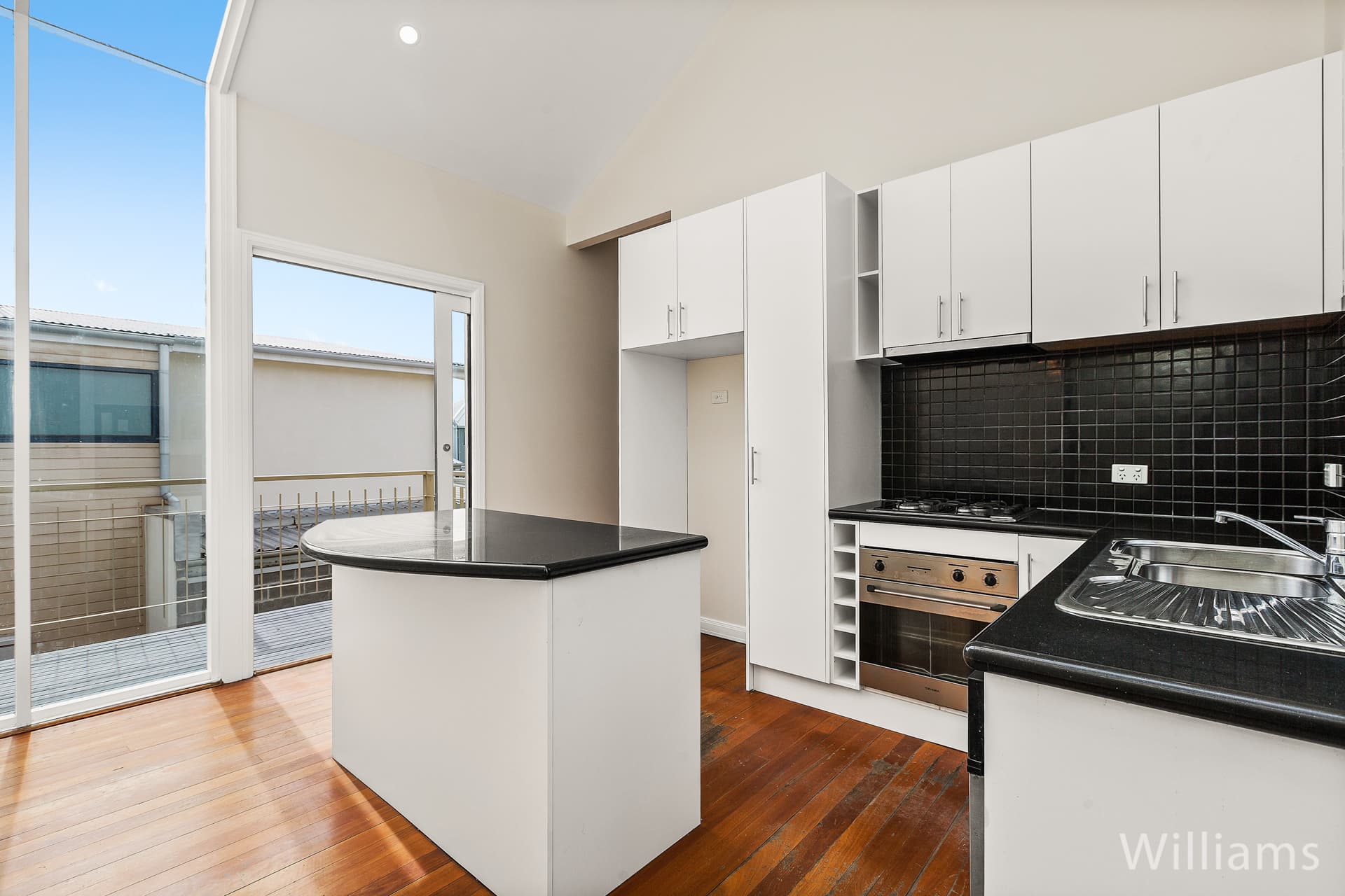 58 Hanmer Street, Williamstown - Thumbnail 8