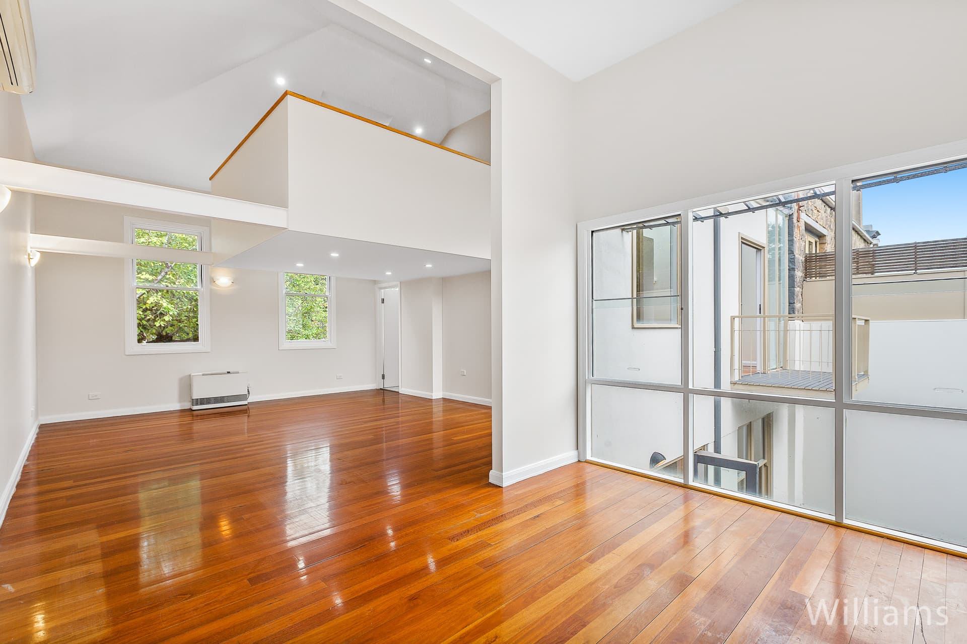 58 Hanmer Street, Williamstown - Thumbnail 3