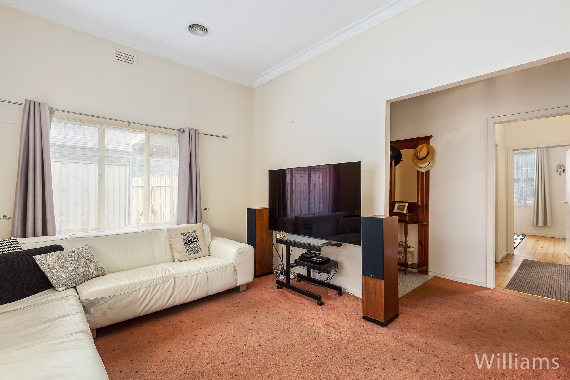 63 Greene Street, South Kingsville - Thumbnail 3