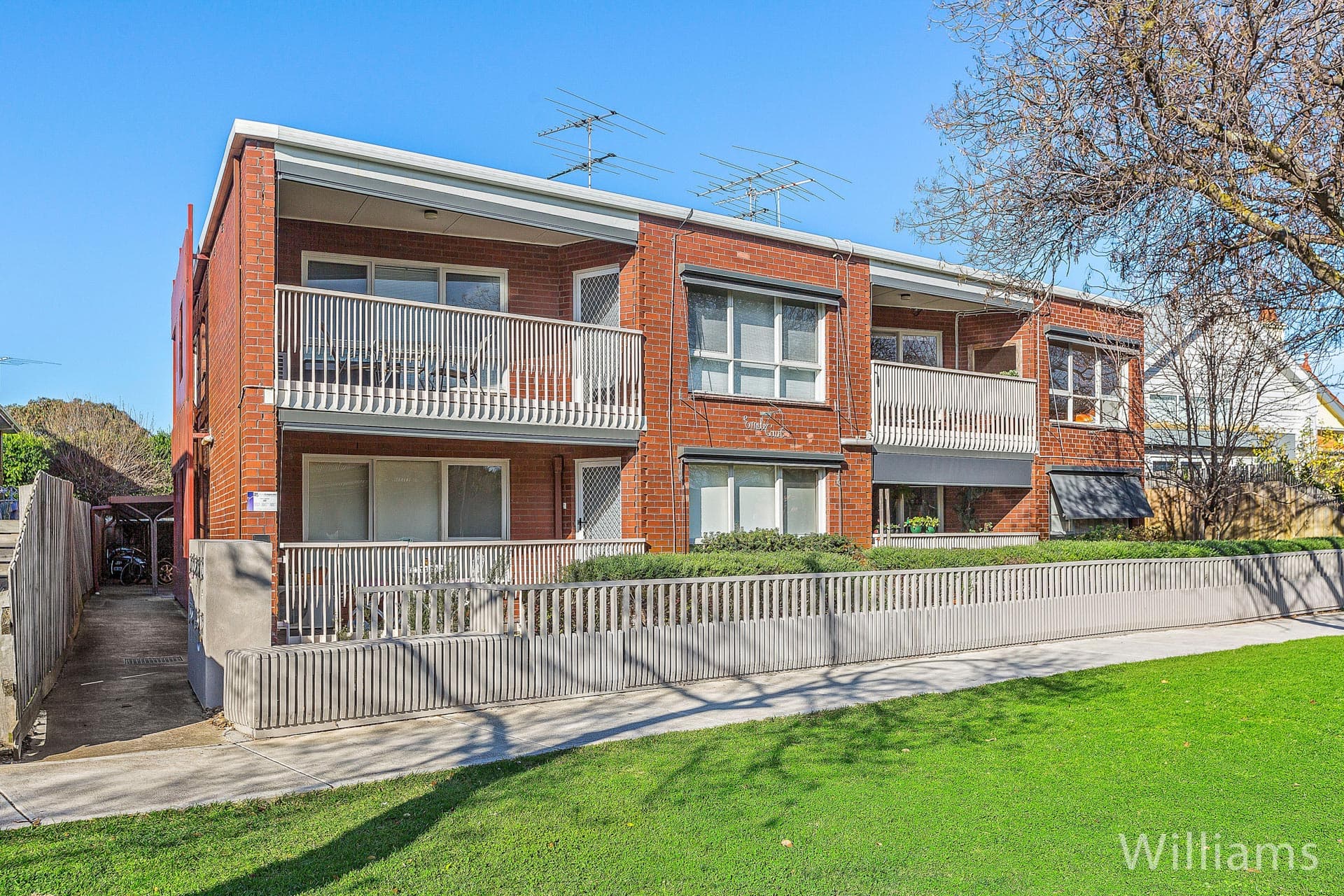 4/40 Victoria Street, Williamstown - Image 1