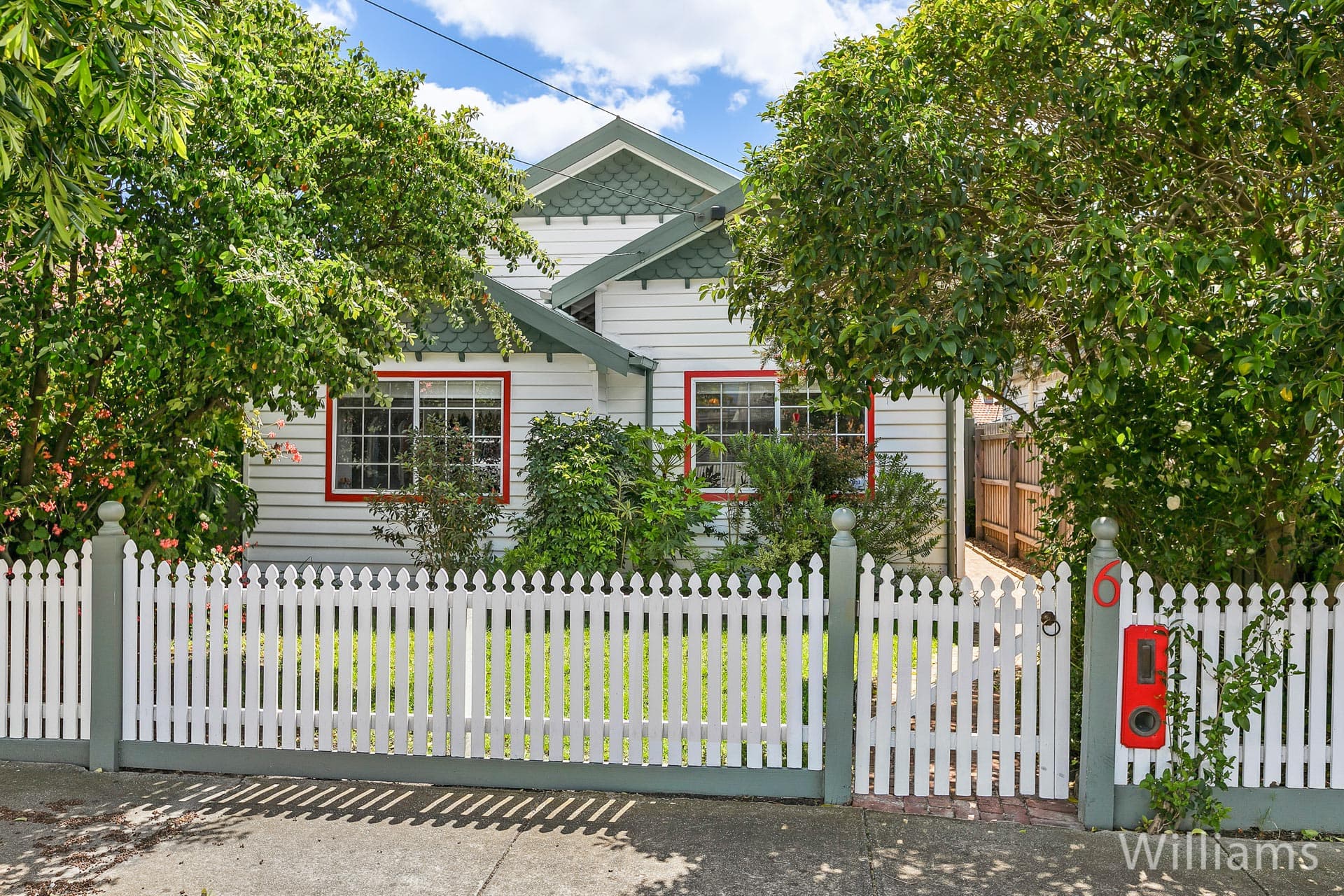6 Farm Street, Newport - Image 1