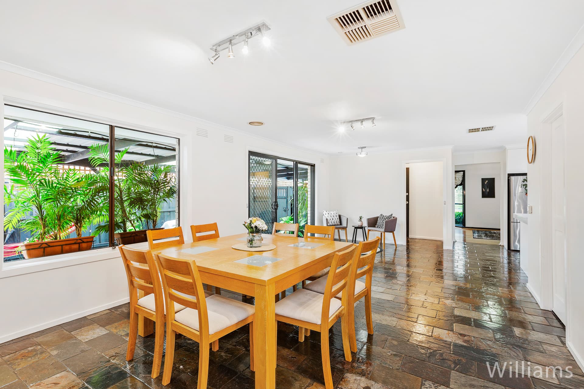 83 Florence Street, Williamstown - Thumbnail 8