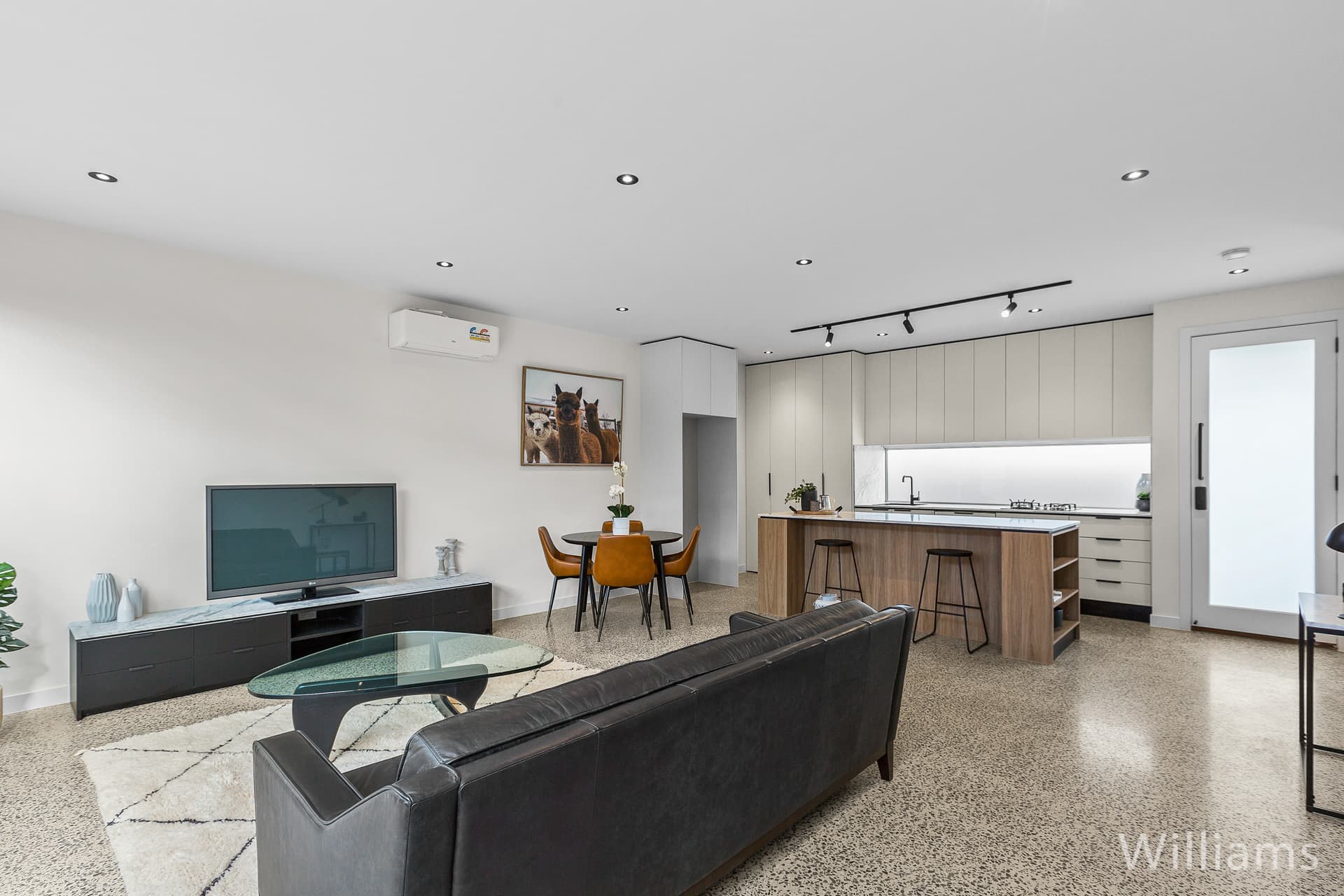 2/13 Farm Street, Newport - Thumbnail 7