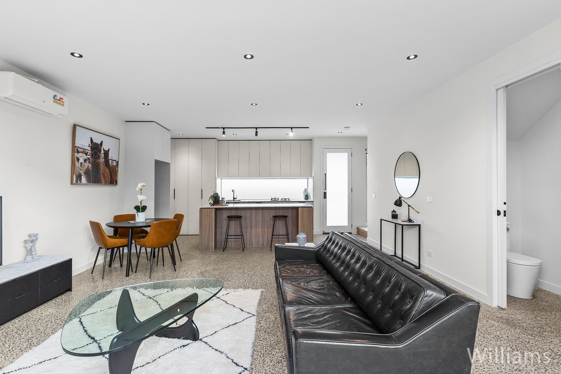2/13 Farm Street, Newport - Thumbnail 8