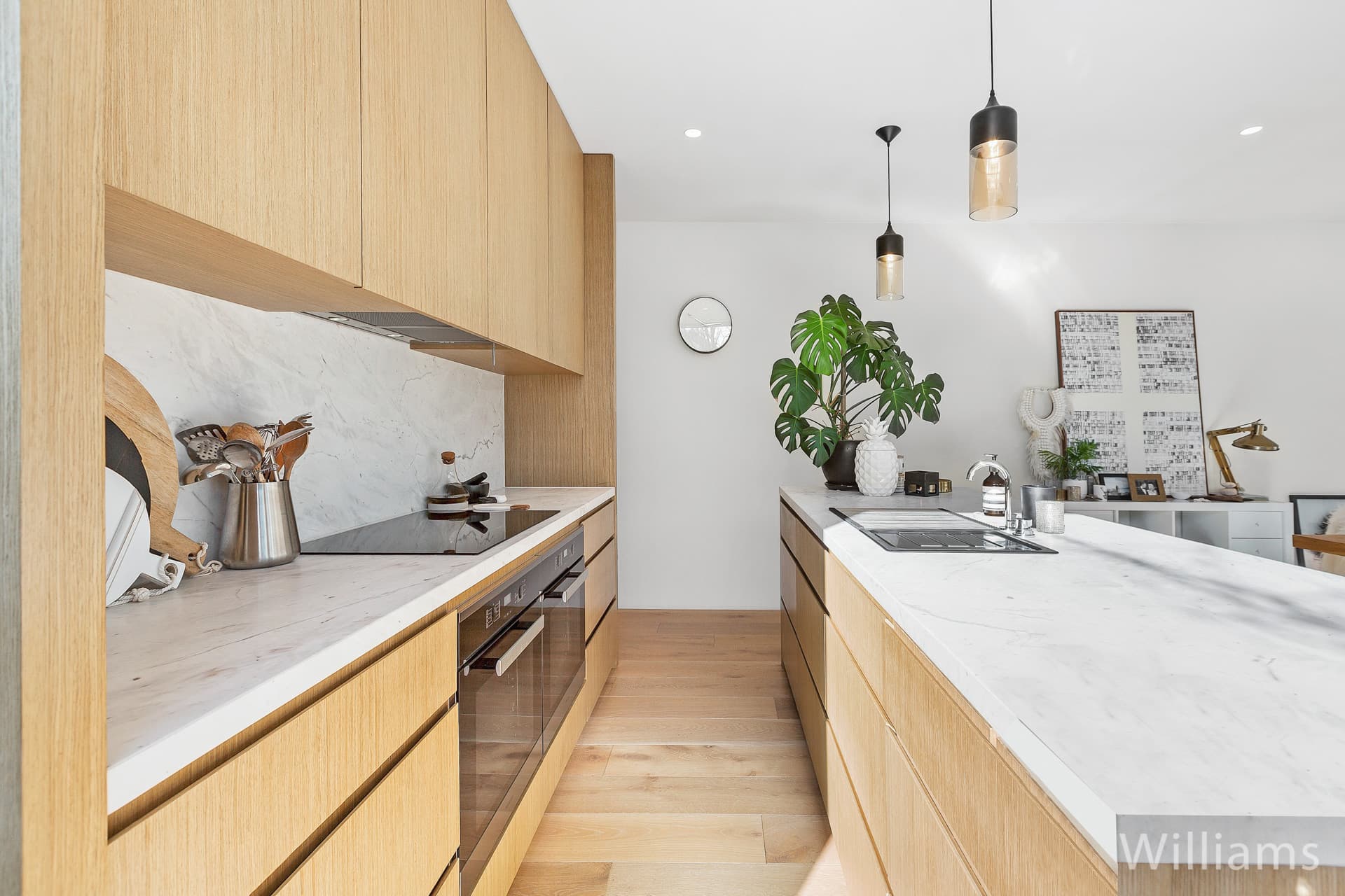 32A Railway Crescent, Williamstown - Thumbnail 2