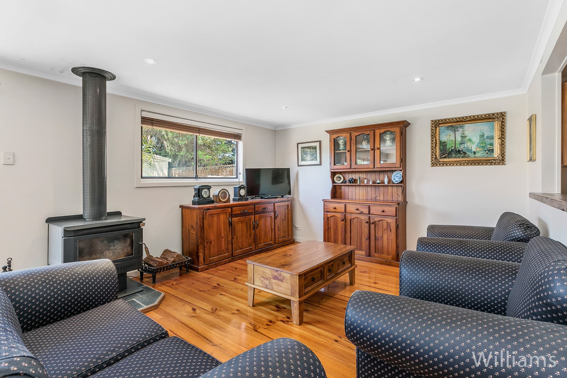 5 Blackshaws Road, Newport - Thumbnail 8