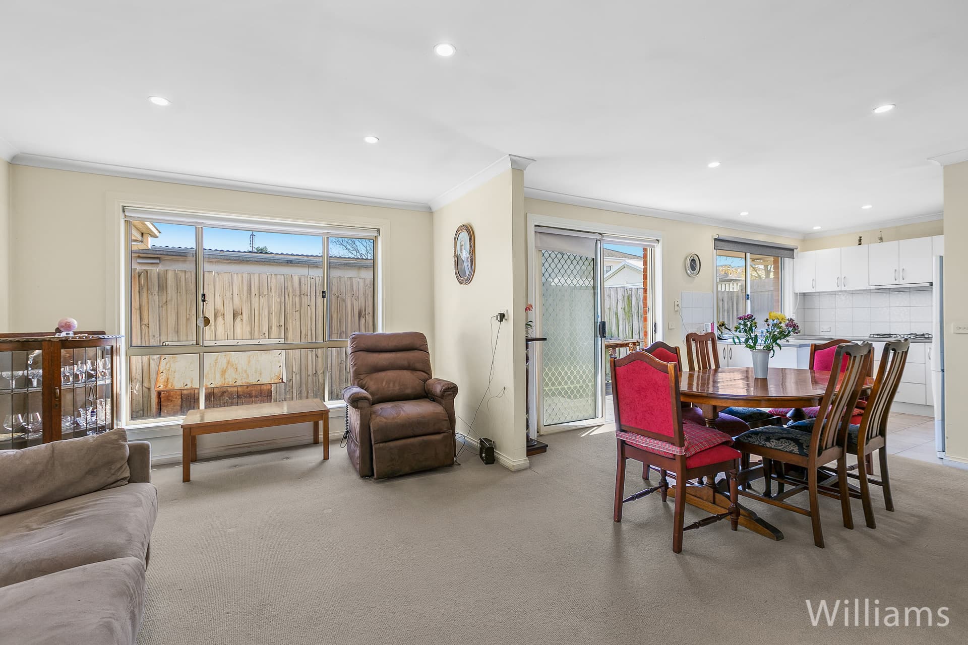 2/50 Maidstone Street, Altona - Thumbnail 3