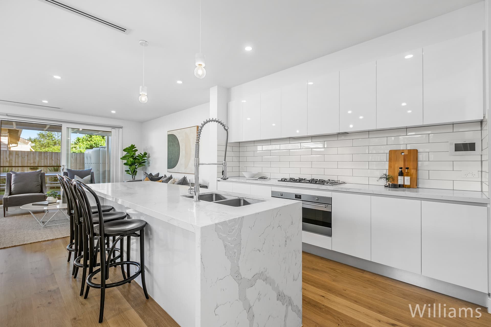 22 Bruce Street, Newport - Thumbnail 8