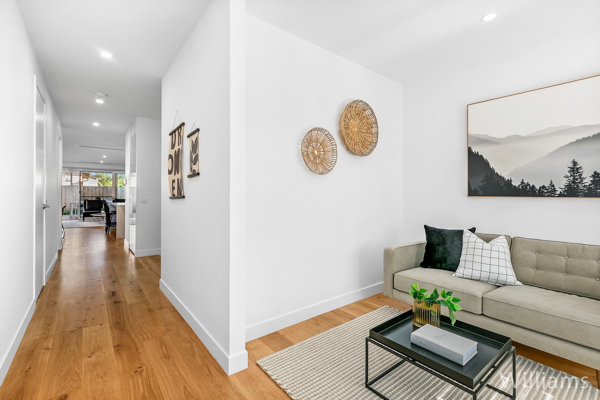 22 Bruce Street, Newport - Thumbnail 2