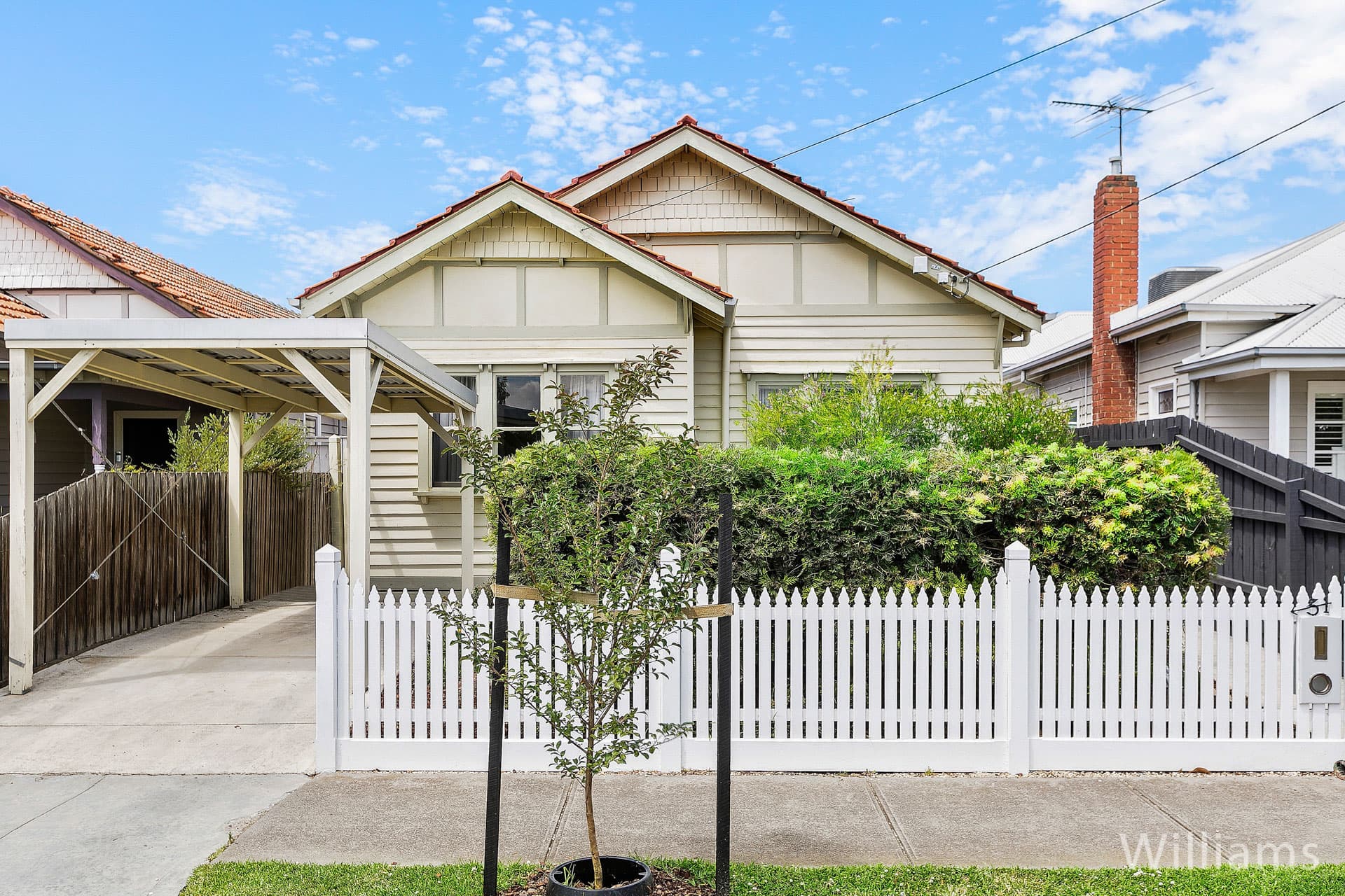 31 River Street, Newport - Image 1