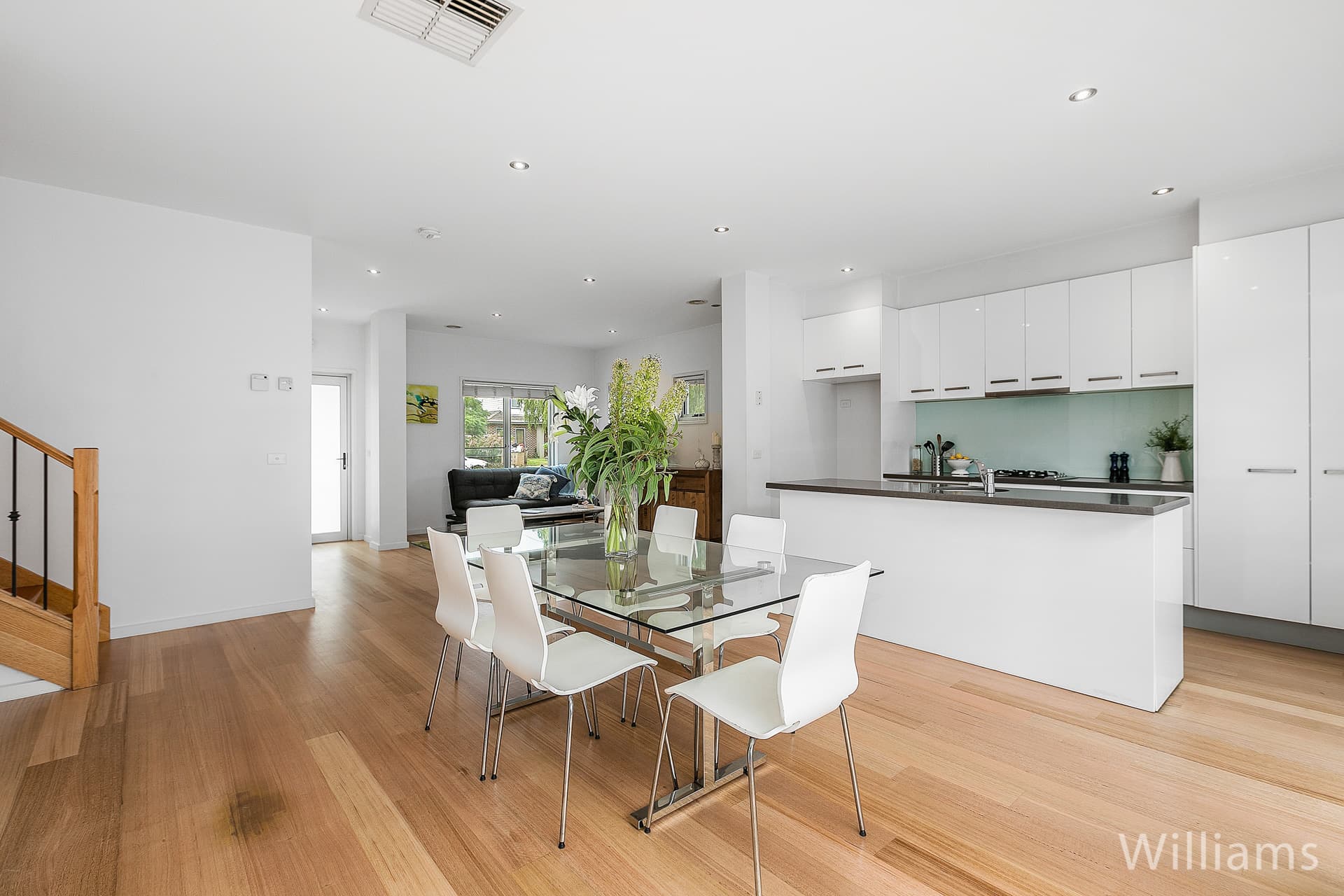 1/227 Woods Street, Newport - Thumbnail 8
