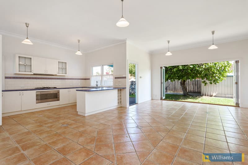 9 Tait Street, Newport - Thumbnail 4