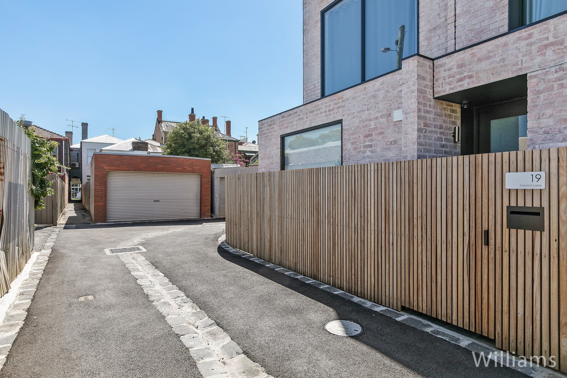 19 Council Lane, Williamstown - Thumbnail 2