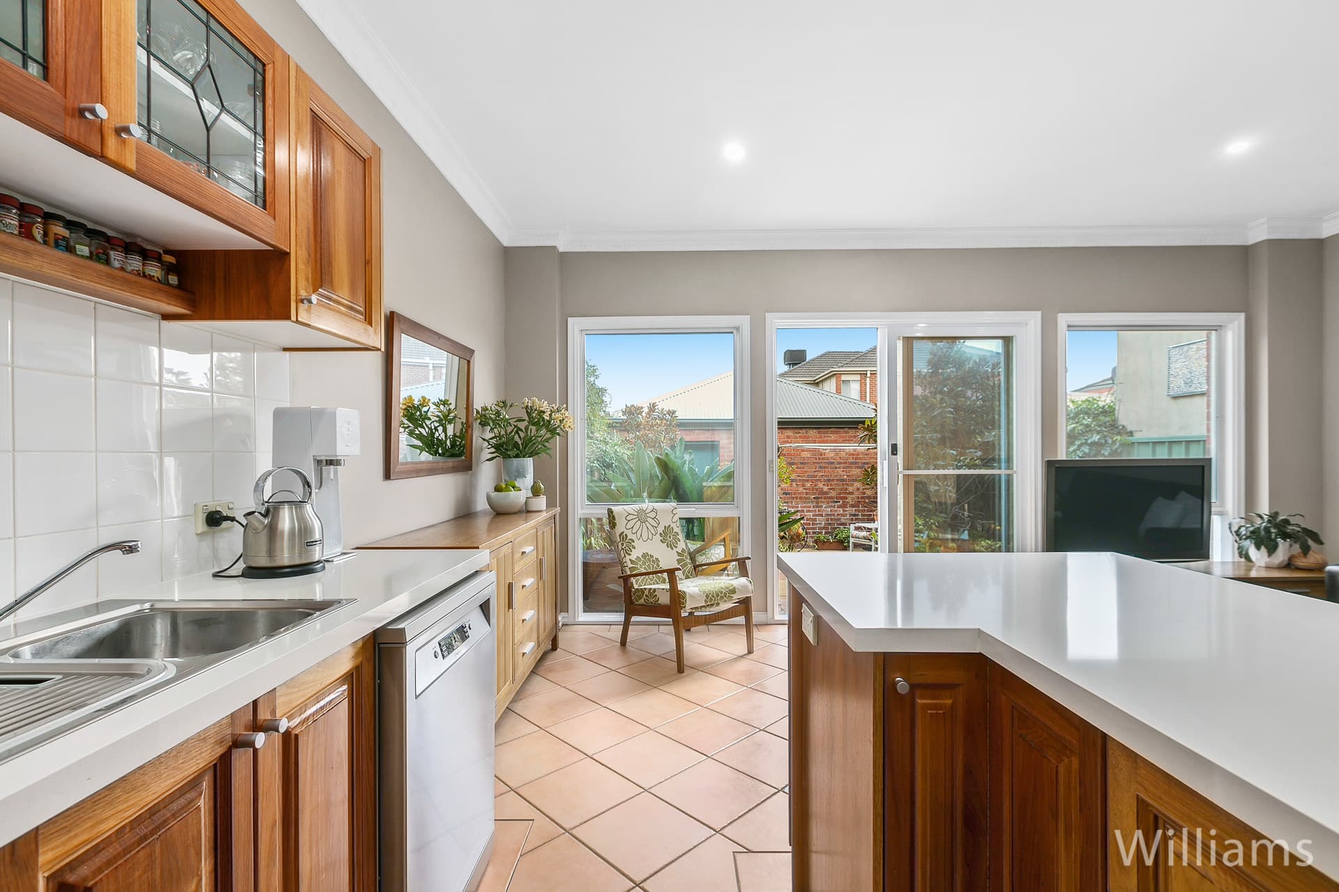 20 McGuire Crescent, Williamstown - Thumbnail 8