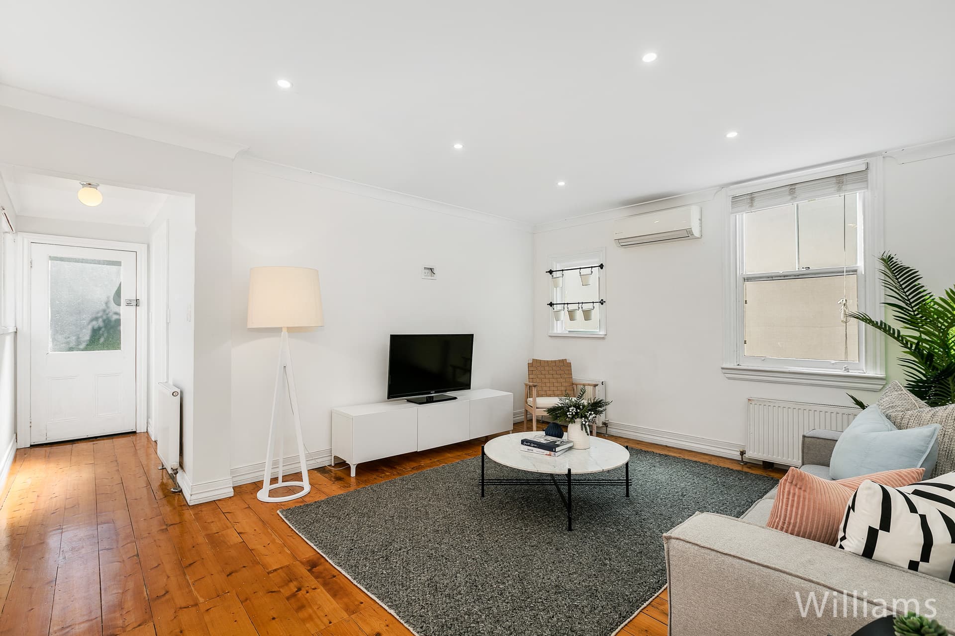 34 Russell Place, Williamstown - Thumbnail 6