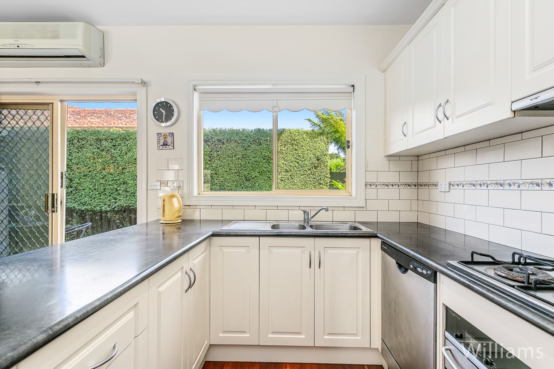 36 Alfred Street, Seddon - Thumbnail 8