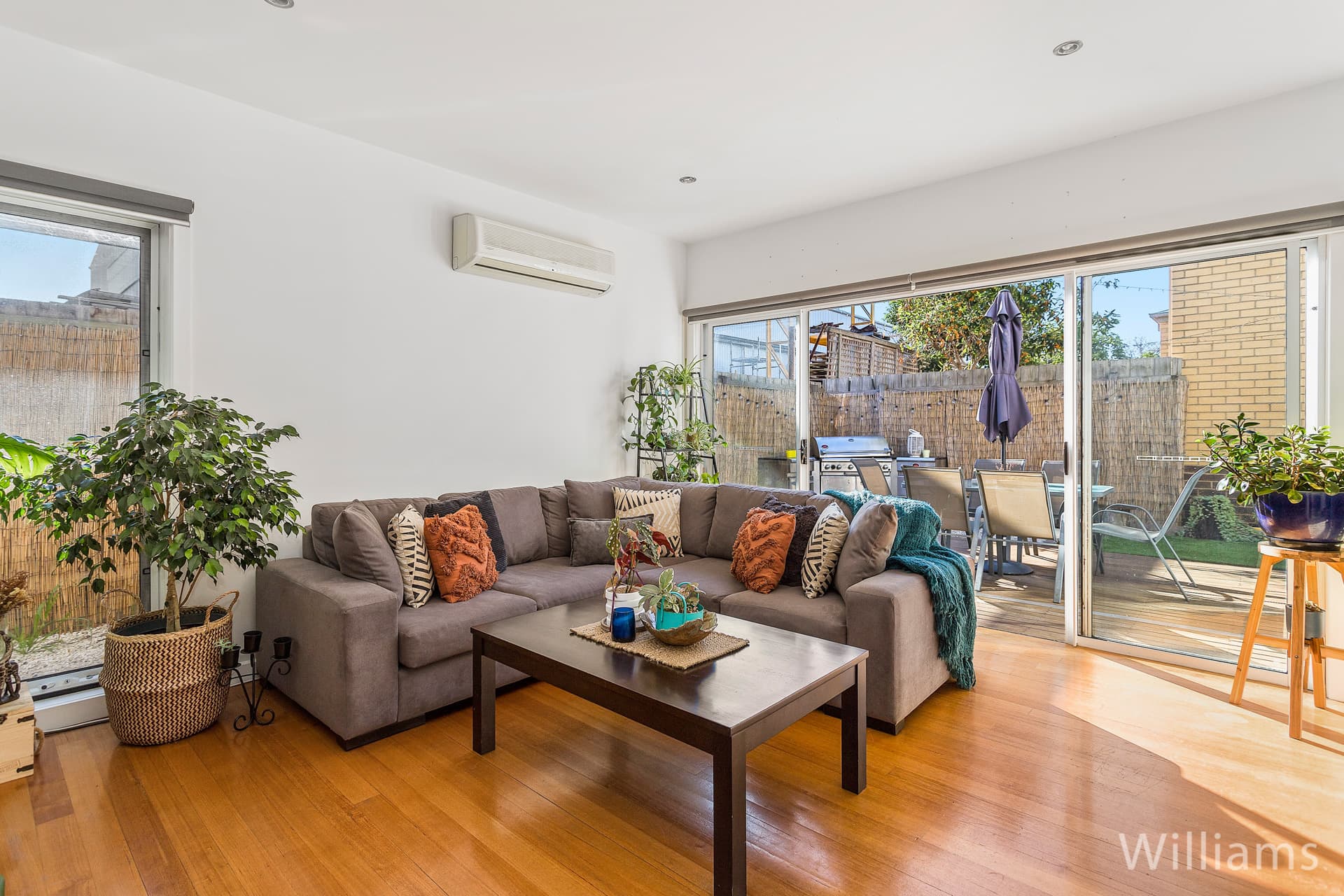 4/98 Blackshaws Road, South Kingsville - Thumbnail 3