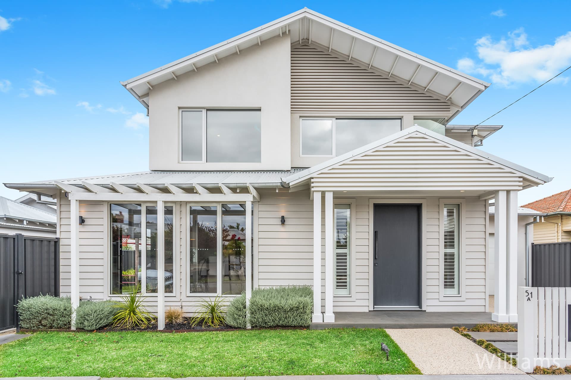 51A Farm Street, Newport - Thumbnail 2
