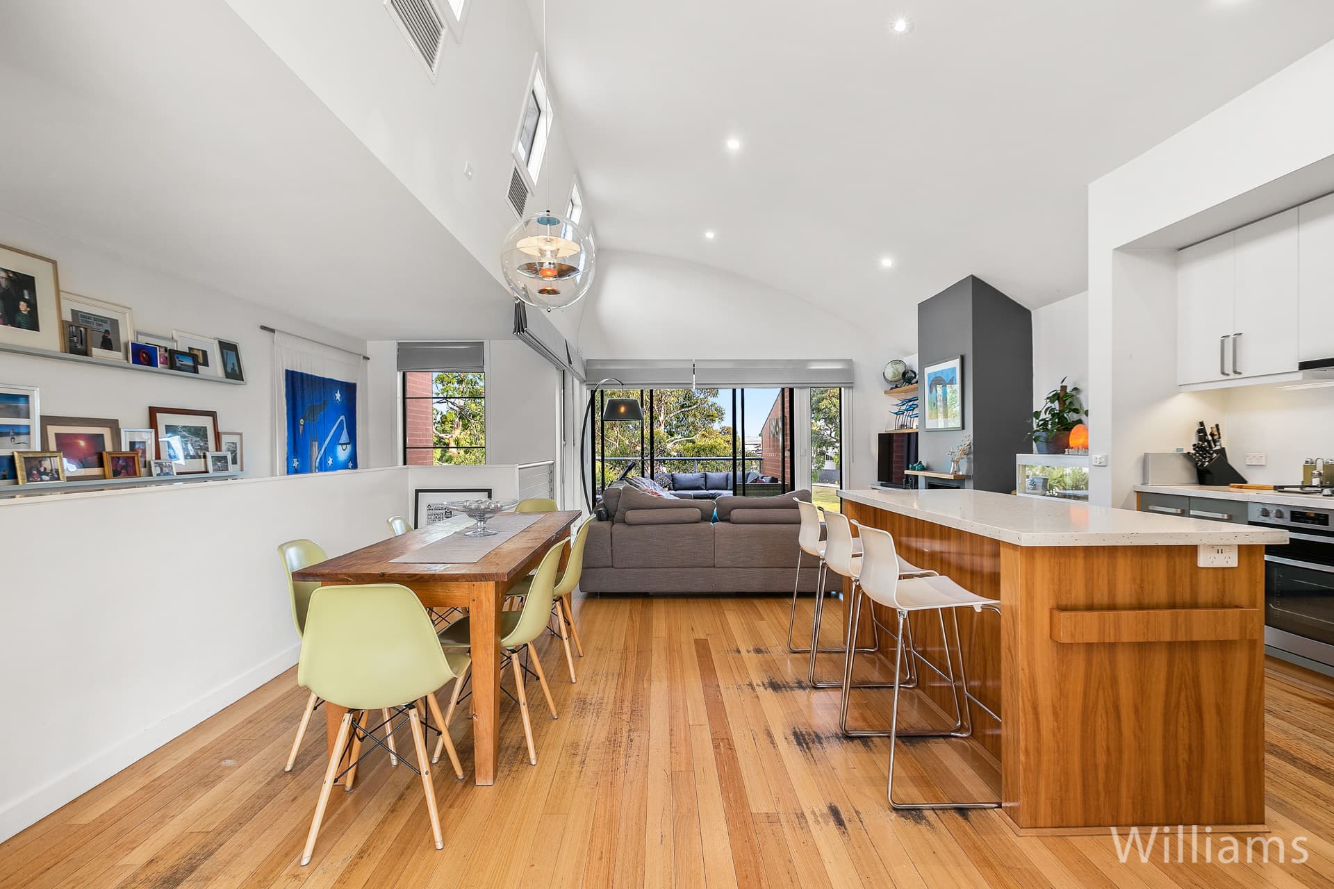 18 John Liston Drive, Newport - Thumbnail 4